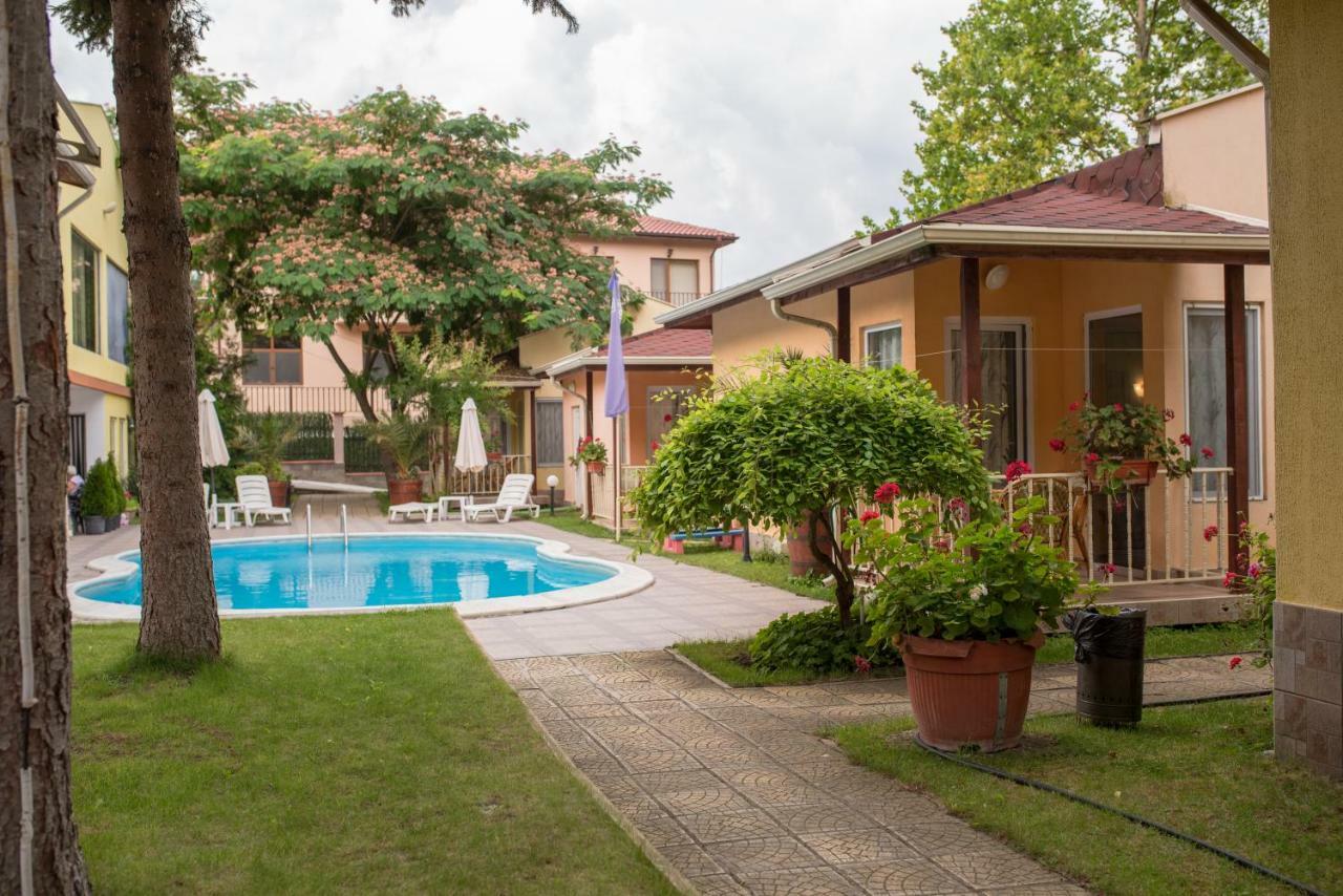 Holiday Village Interpark Kranevo Exterior photo